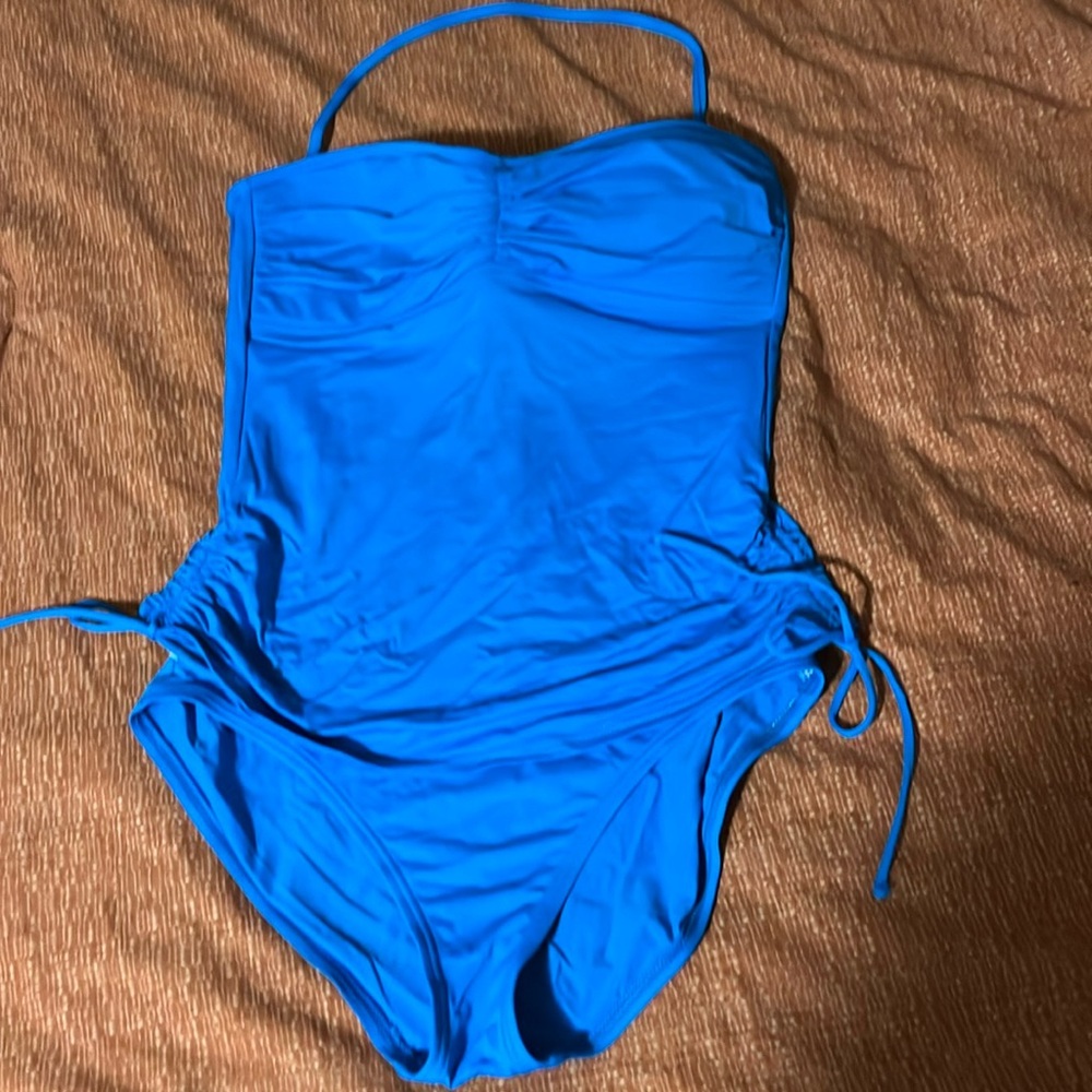 Woman’s Tommy Bahama one piece bathing suit